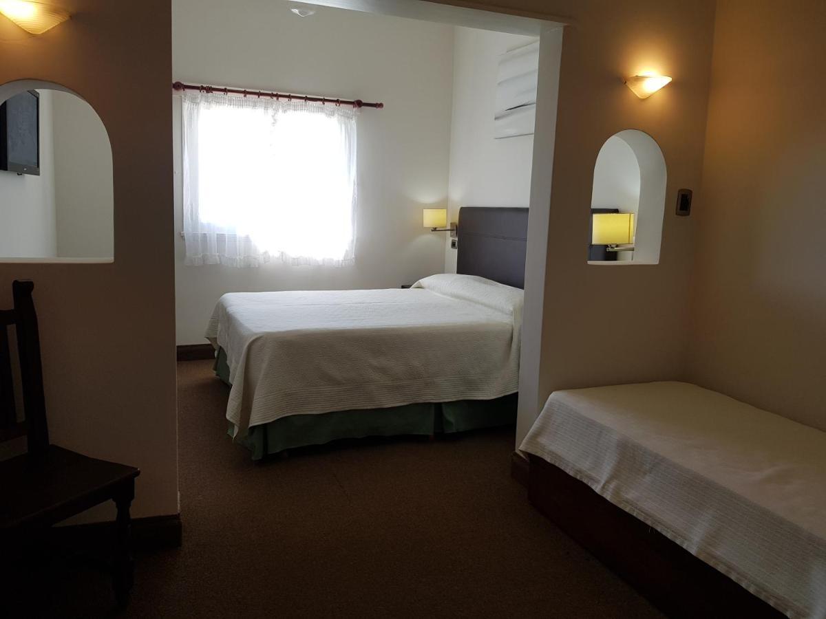 Hotel Tejas Rojas Villa Gesell Dış mekan fotoğraf
