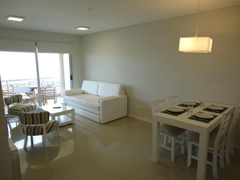 Hotel Tejas Rojas Villa Gesell Dış mekan fotoğraf