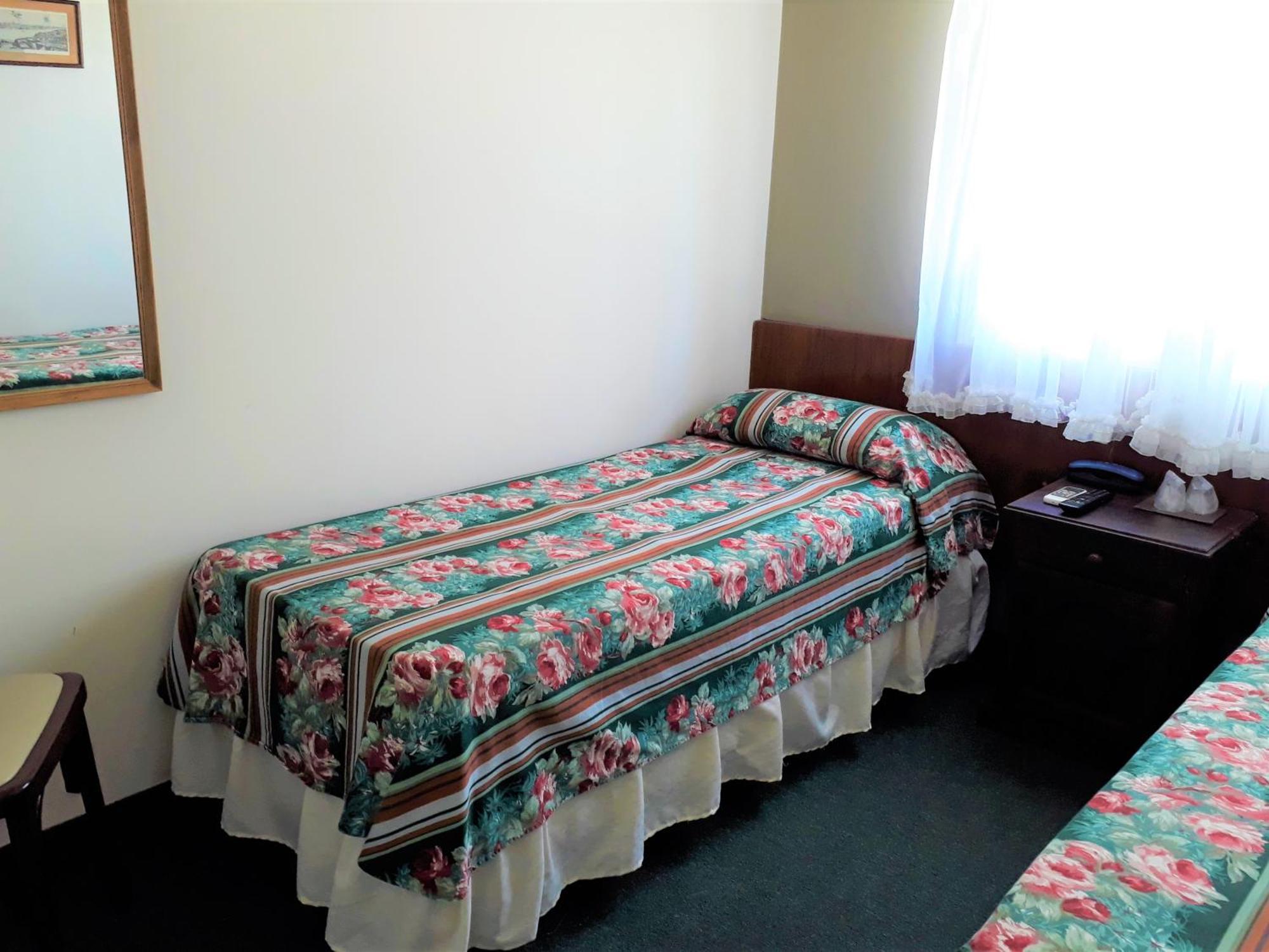 Hotel Tejas Rojas Villa Gesell Oda fotoğraf